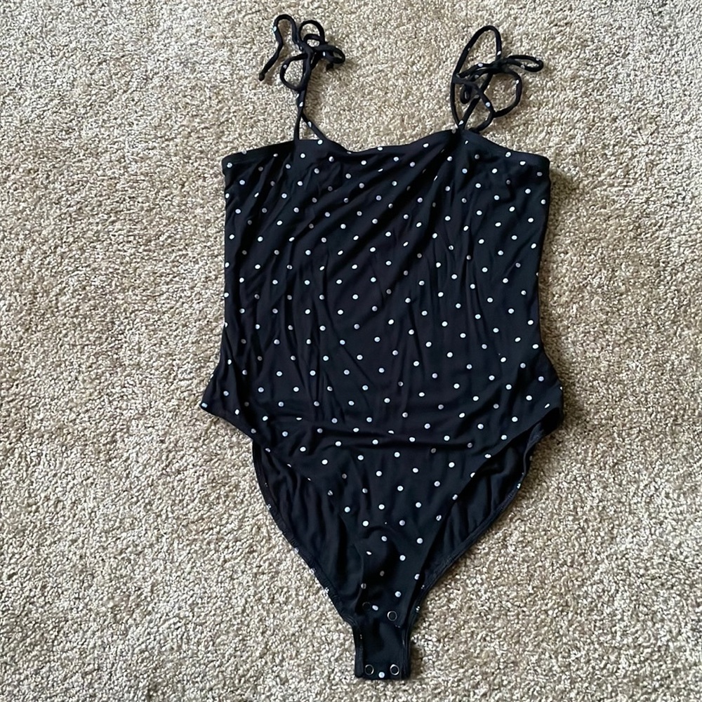 American Eagle black polka dot body suit